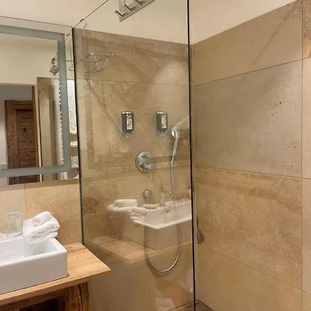 Maier Zum Kirschner فندق