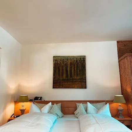 Maier Zum Kirschner فندق 4*