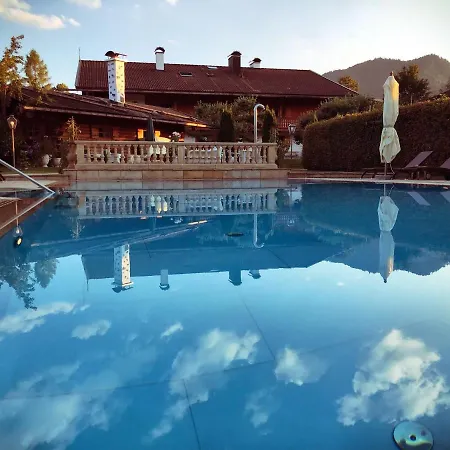 Maier Zum Kirschner Hotel 4*